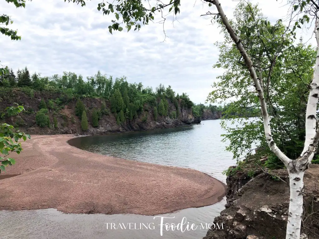 gooseberry falls in two harbors minnesota hiking trail to Lake Superior