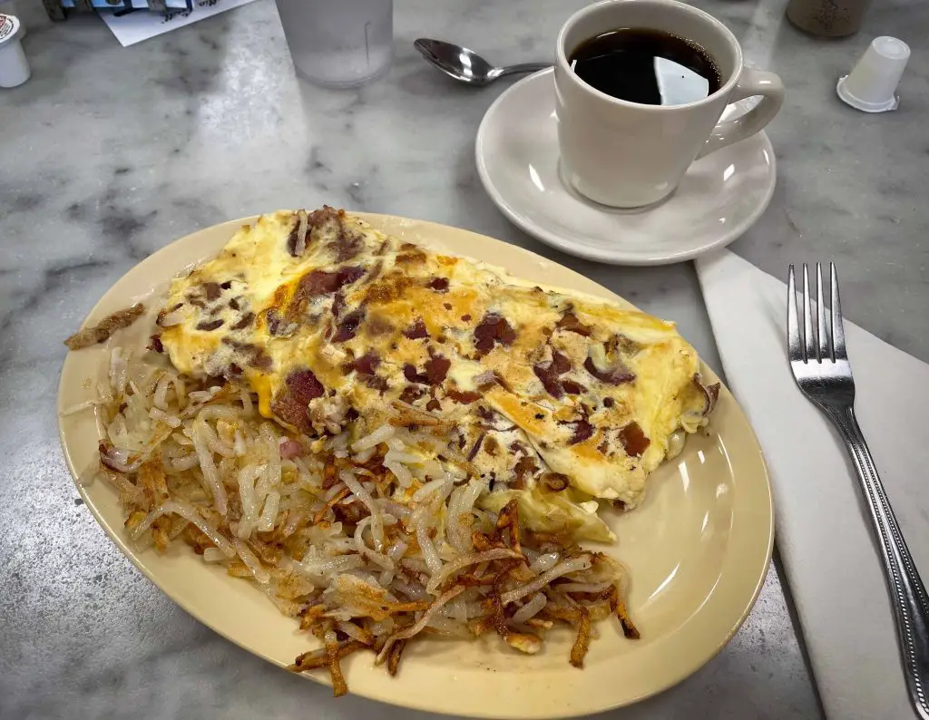 the camellia grill new orleans louisiana breakfast omlette