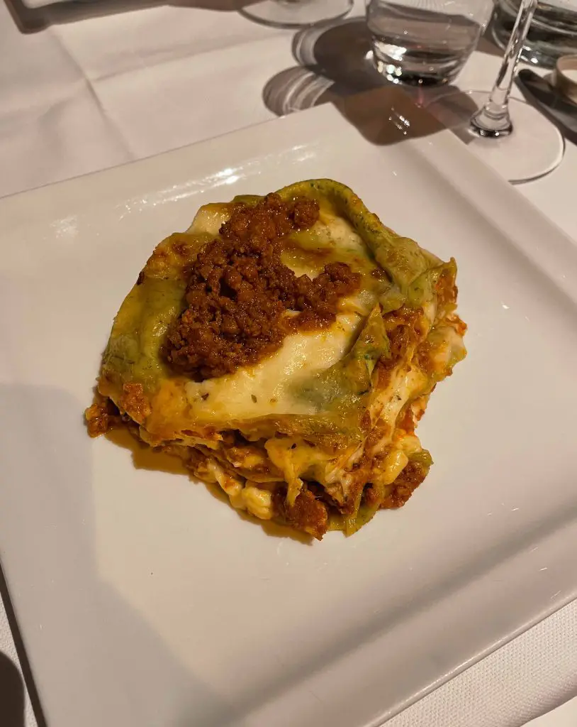 bologna italy best food taverna del postiglione green lasagna