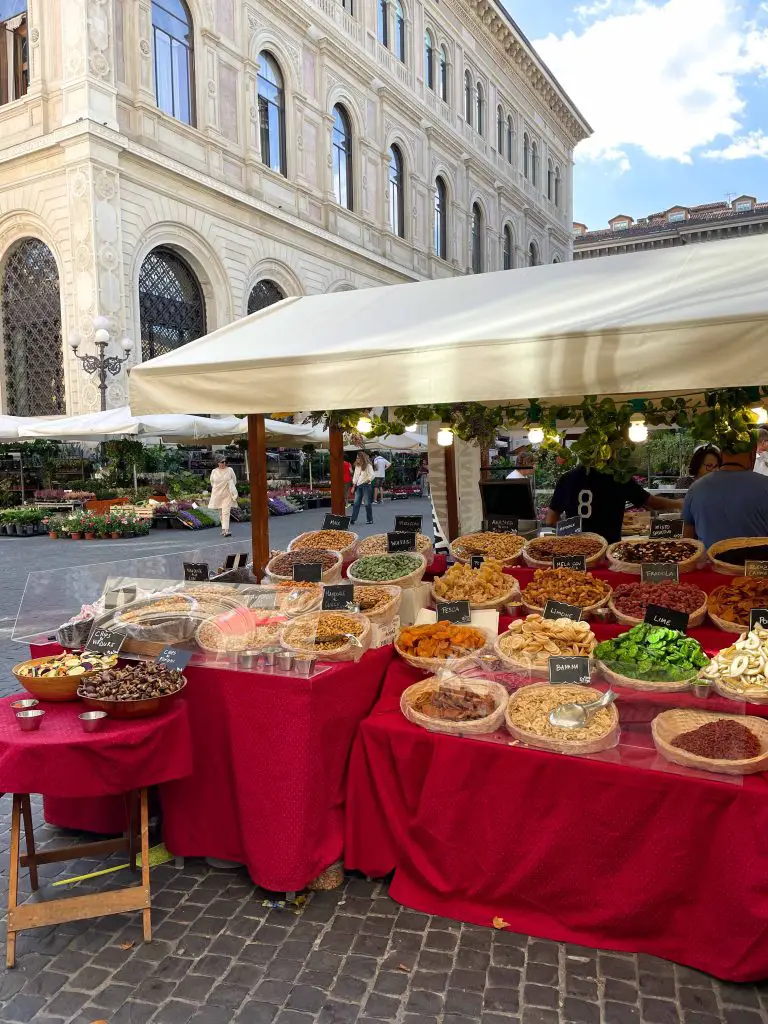 bologna italy best things to do outdoor market