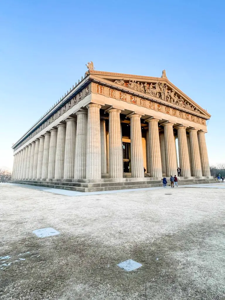 parthenon in nashville tennessee things to do