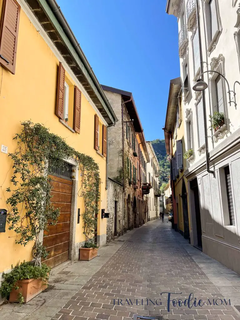 como italy pretty town views streets 2